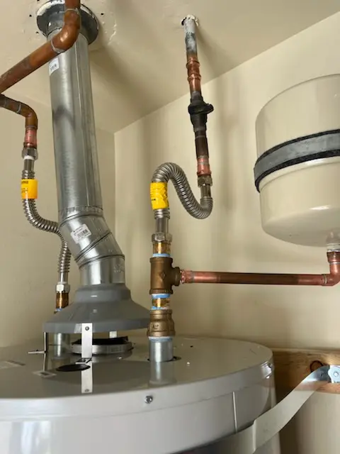 Water heater installation and plumbing repair in Oakland Park